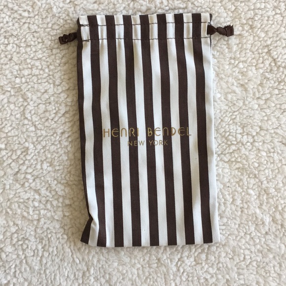 Henri Bendel Duster Bags - Picture 5 of 7